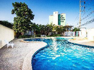 B2 Premier Hotel And Resort — Photos 2